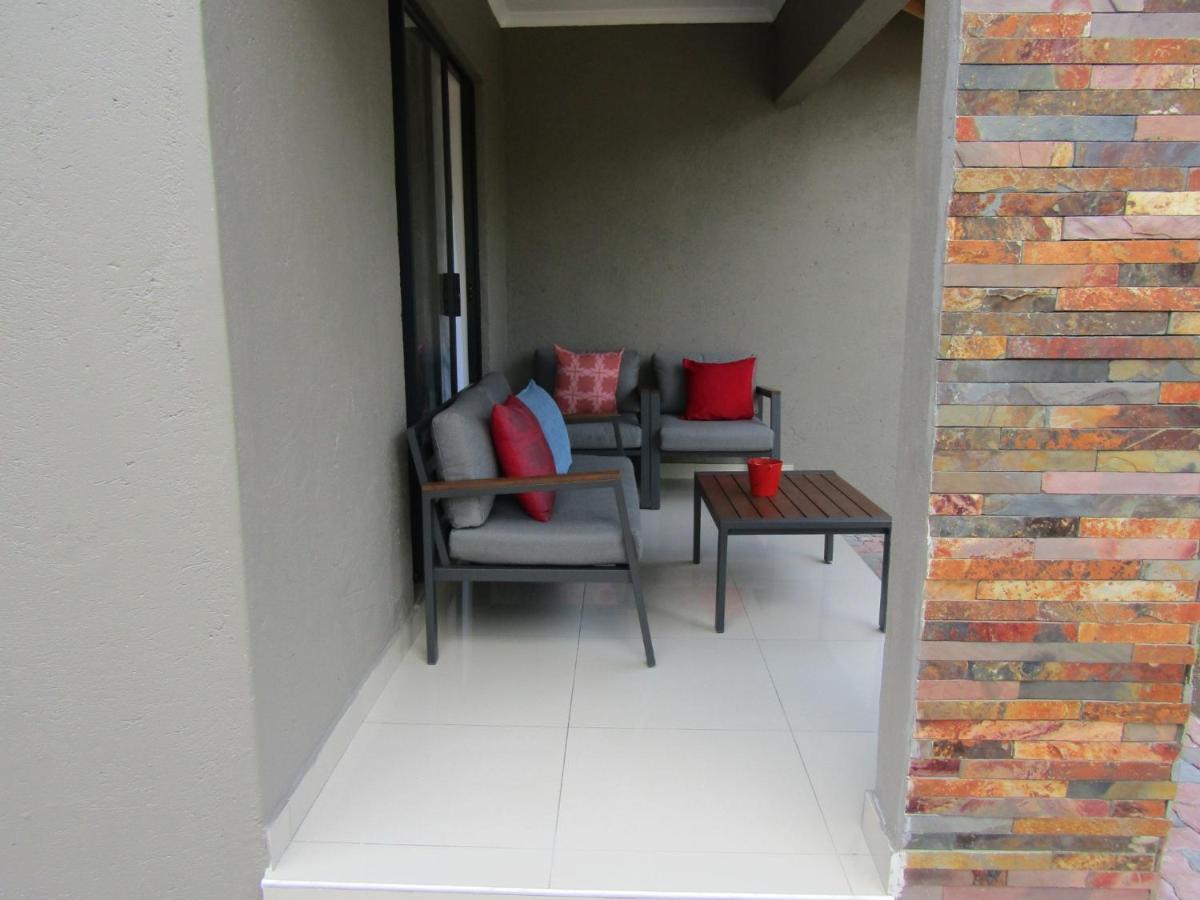 Pafuri Gate Guesthouse Mabiligwe Exterior photo